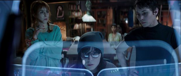 What Happened to Monday: "Của hiếm" của thể loại phim viễn tưởng (2)