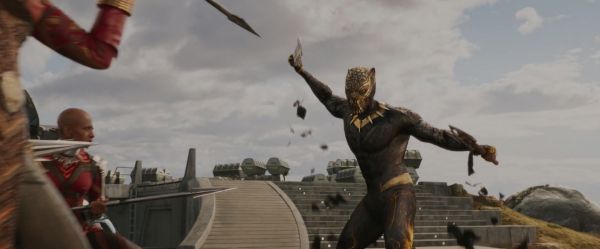 "Black Panther" bất ngờ tung trailer mới hé lộ cuộc chiến gay cấn (5)